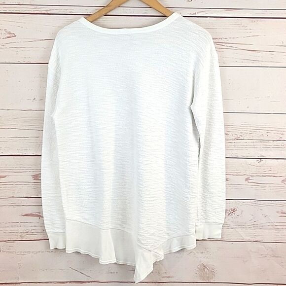 LEFT OF CENTER, ANTHROPOLOGIE WHITE ASYMMETRICAL HEM SHIRT - Picture 4 of 4